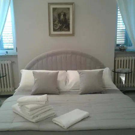 La Torretta Bed & Breakfast Casale Monferrato Exterior photo